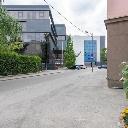 Cozy Stylish Studio Apartment With Free Parking By Centralapartments Tallinn Extérieur photo